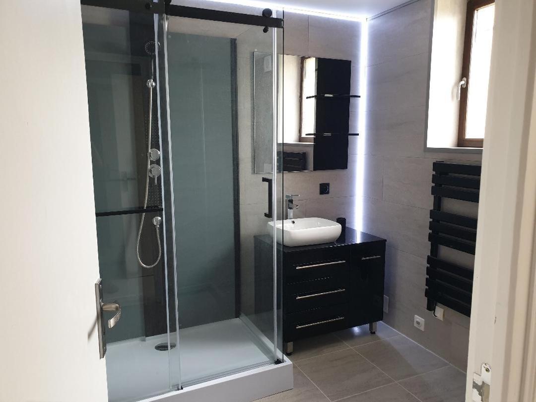 La Maison Du Lac Lavaud Saint-Quentin-sur-Charente Ngoại thất bức ảnh