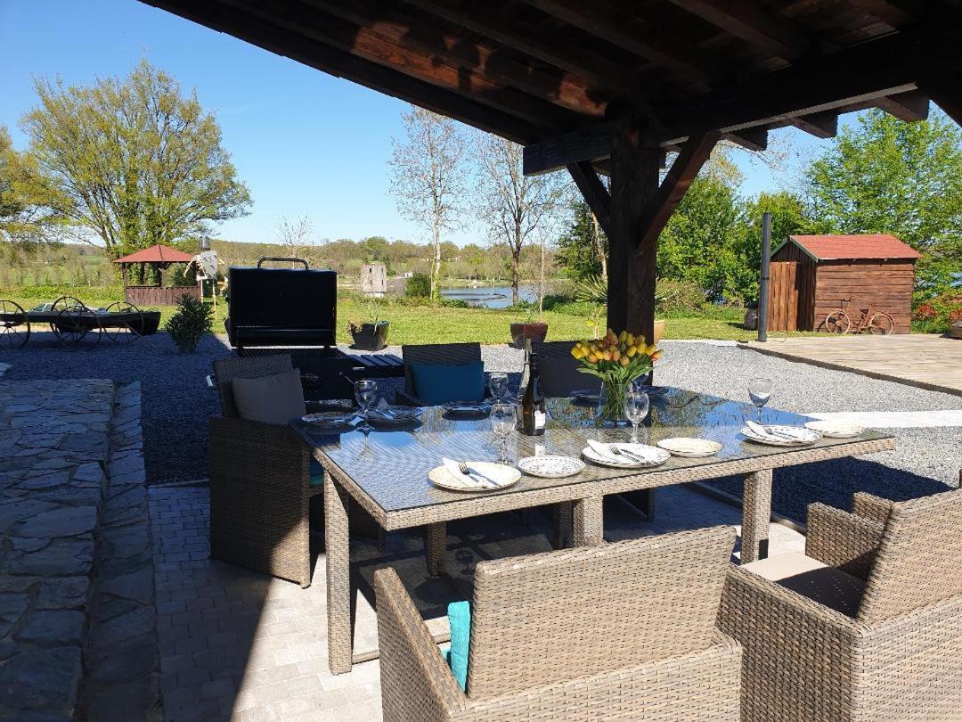 La Maison Du Lac Lavaud Saint-Quentin-sur-Charente Ngoại thất bức ảnh