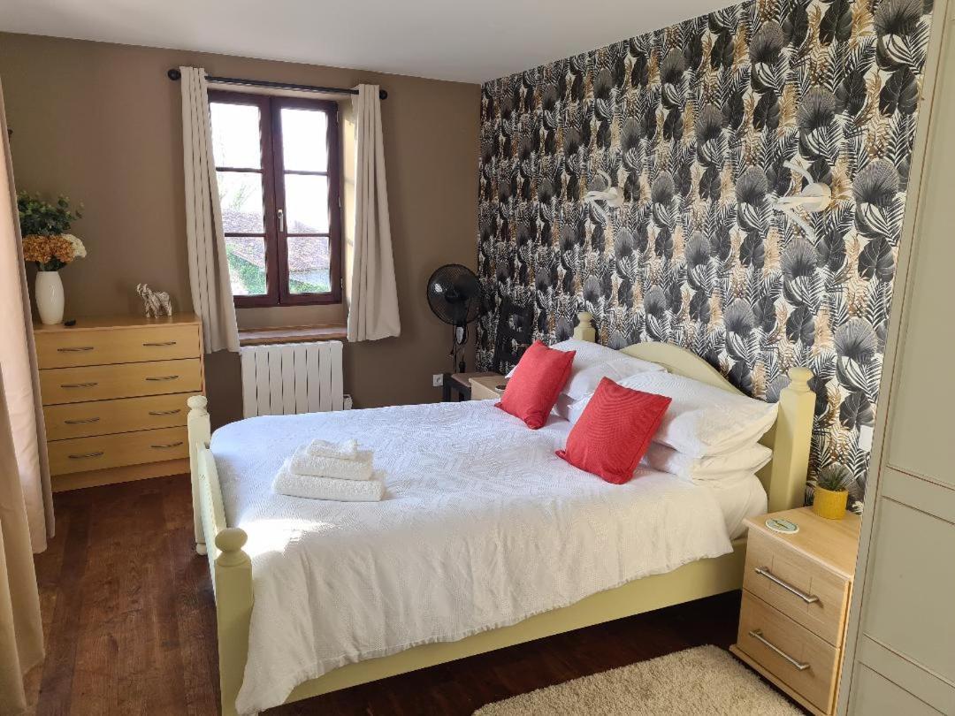 La Maison Du Lac Lavaud Saint-Quentin-sur-Charente Ngoại thất bức ảnh