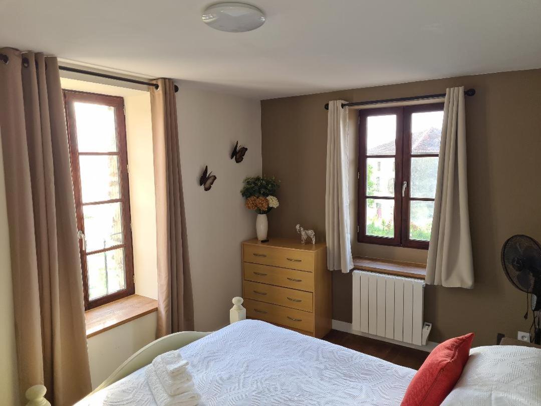 La Maison Du Lac Lavaud Saint-Quentin-sur-Charente Ngoại thất bức ảnh